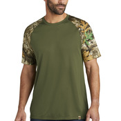 Realtree ® Colorblock Performance Tee